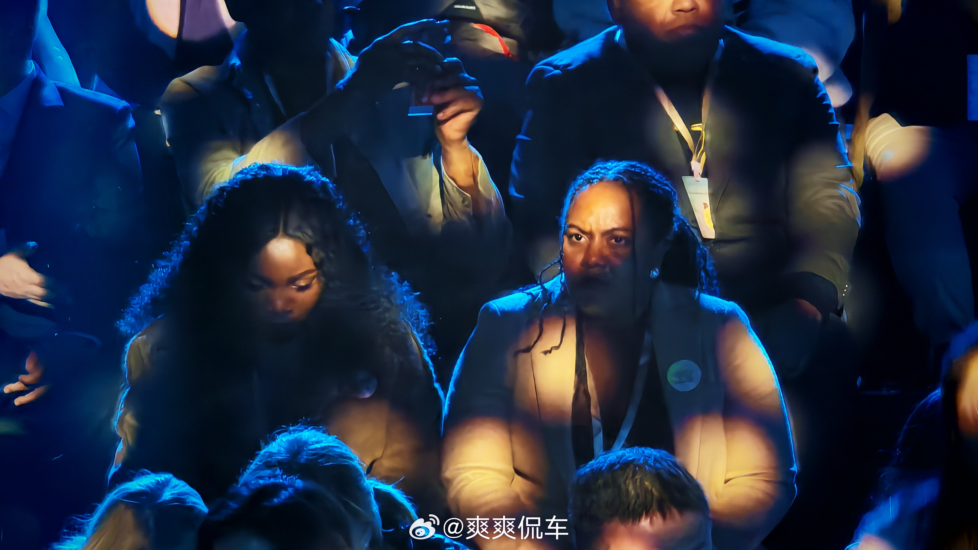 熬夜不是猝死的第一杀手年轻的时候两天不睡依然神采奕奕。。现在晚睡俩小时我都想死在