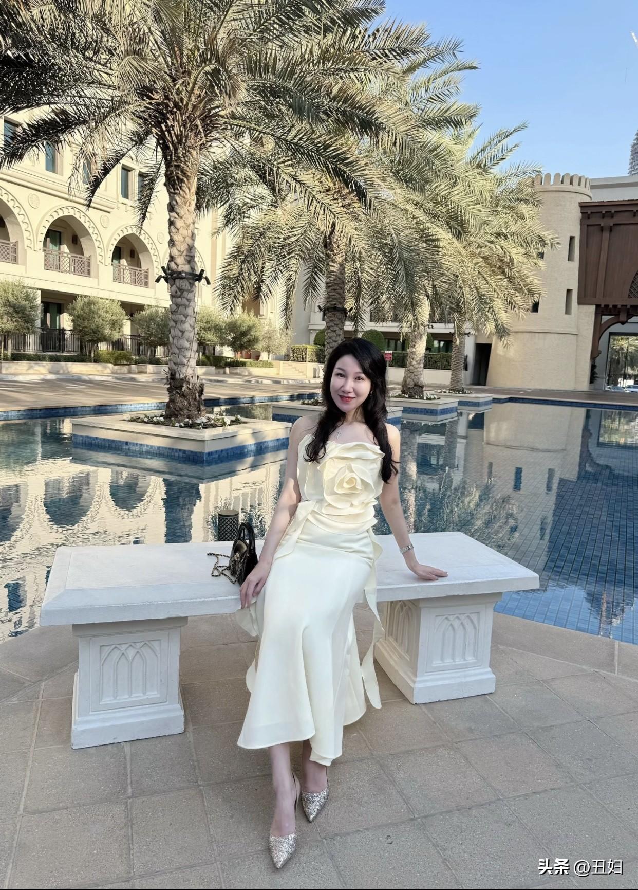 女人的颜值与才能哪个重要？颜值高有助于拓展社交圈，但不一定能维持长久关系。