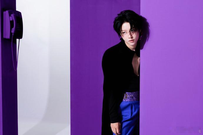 刘雨昕北影节妆造刘雨昕北影节后台采访cut 北影节红毯最飒造型！刘雨昕北影节妆造