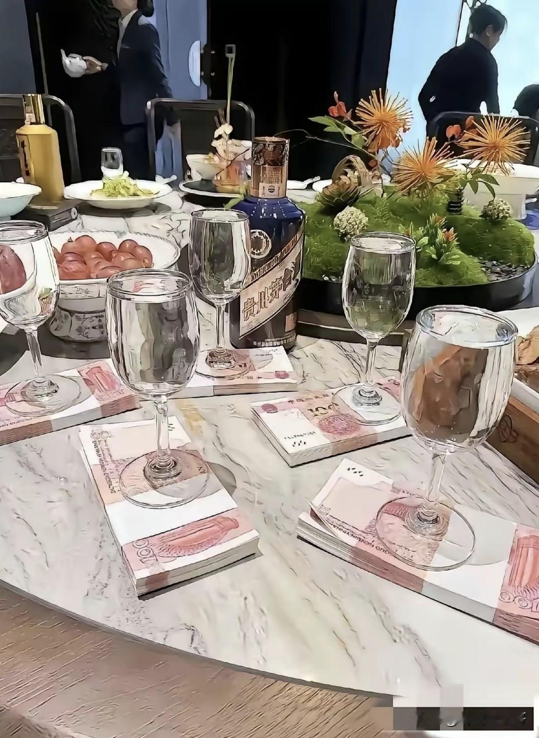 以阁下的实力，能拿多少年终奖？