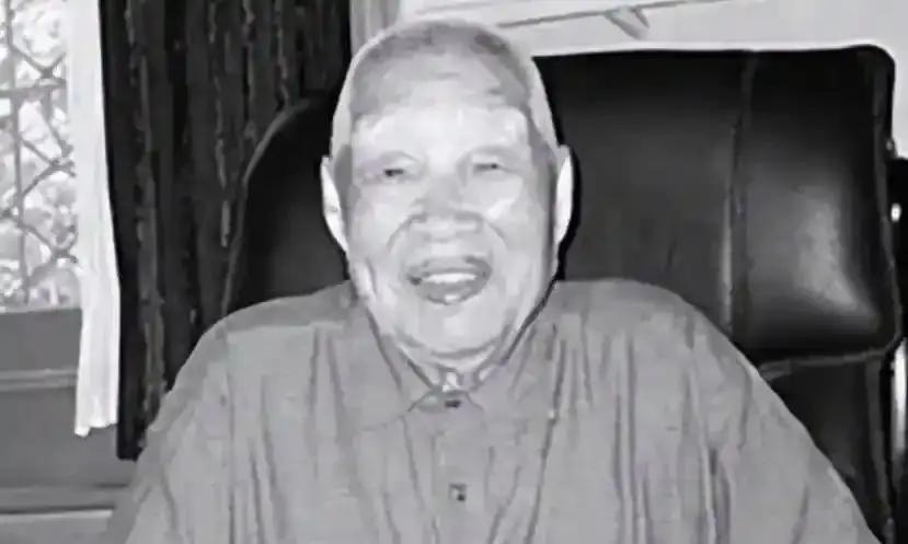 1955年，新中国首次全军大授衔隆重开启，部队里各级军官都依照自己的资历和战功来