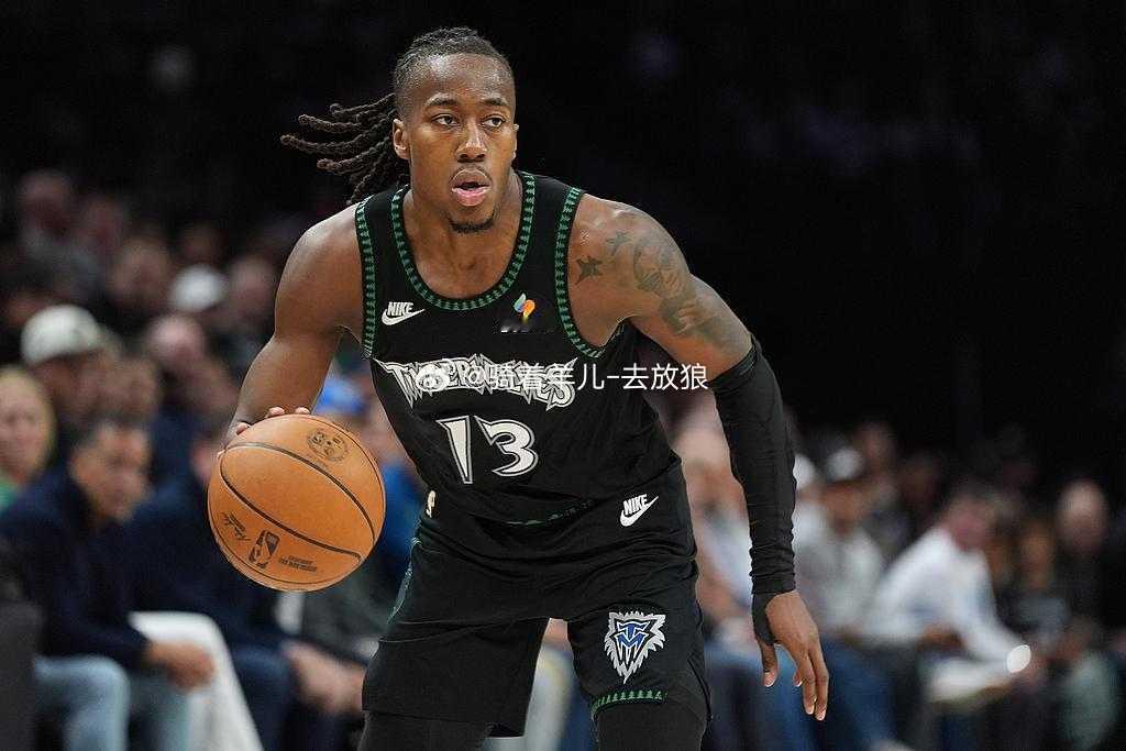 天降神狼狂轰43分!森林狼灭掘金3-1 约基奇被驱逐华子伤退森林狼3比1掘金 N