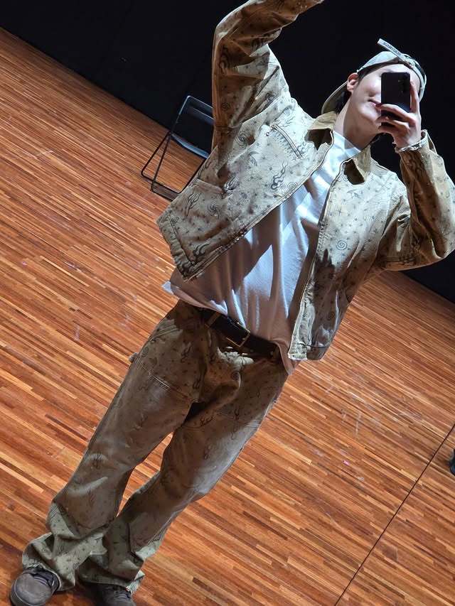 【Ins】防弹少年团郑号锡Ins更新，期待回归~ 郑号锡