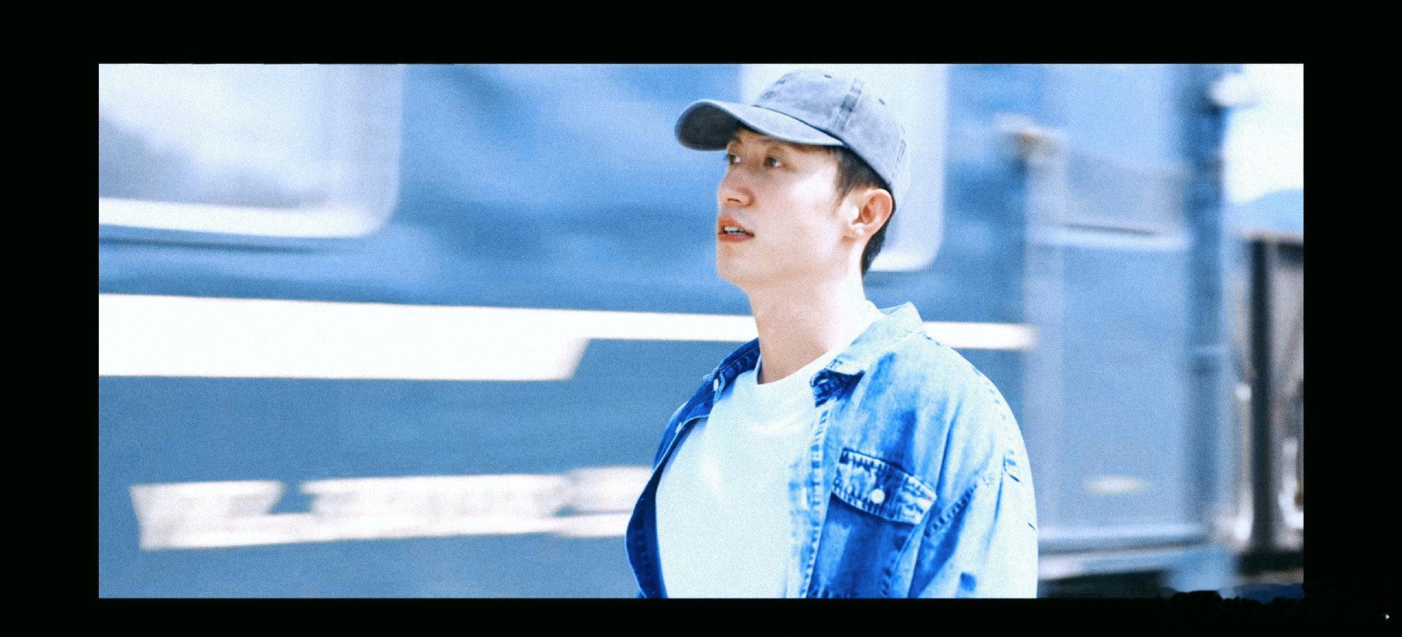 黄景瑜春节档富公哦 今年春节不用愁剧荒了！黄景瑜带着飞驰3和新剧双向奔赴，初四就