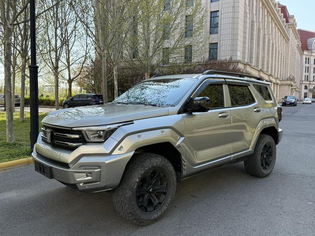 避坑必看！坦克400 Hi4-T二手车行情深度解读，各年款成交价精准把控
作为刚