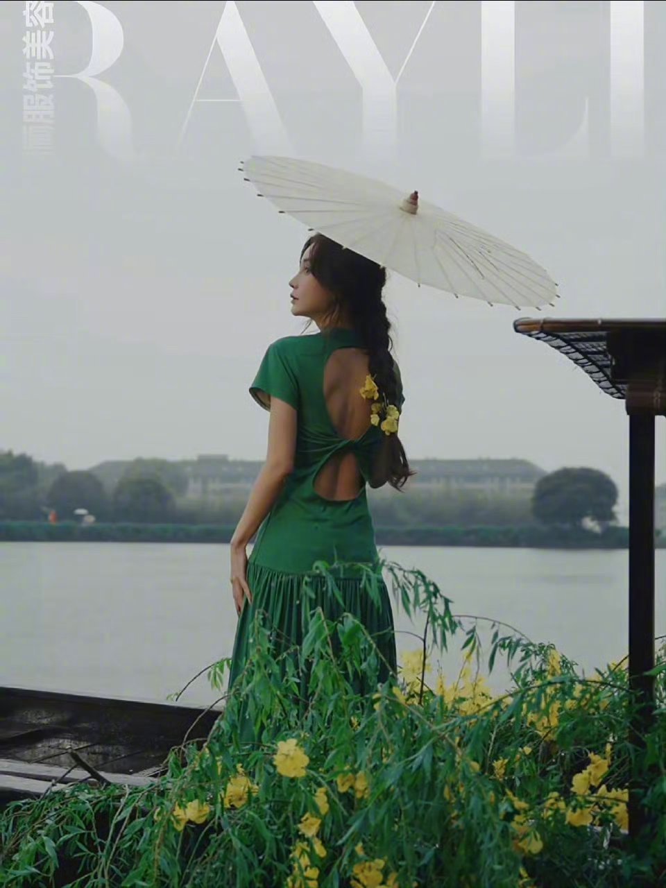 Angelababy江南雨景氛围感谁能不被Angelababy的江南美人造型惊艳