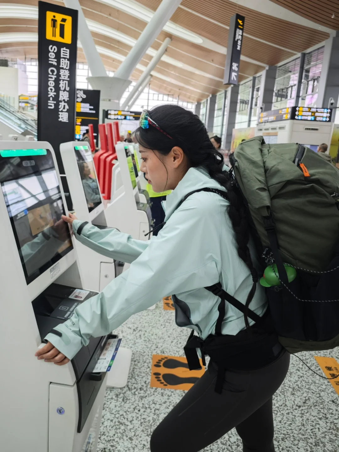与其在城市里躺平，不如去野外放飞