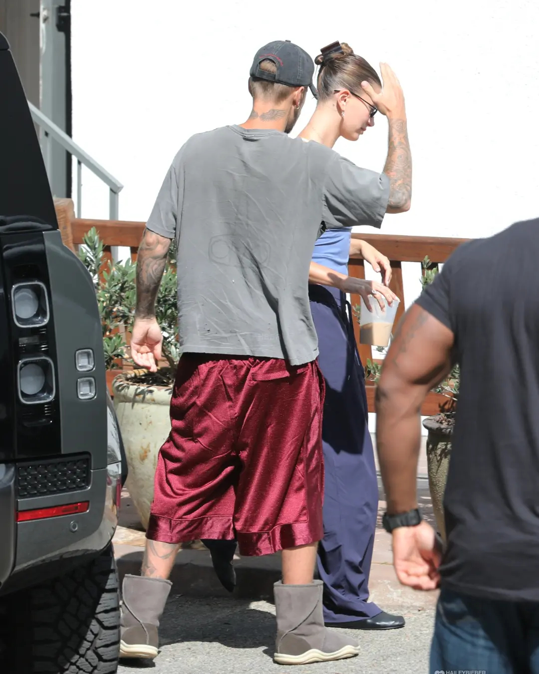 【📸】被拍到外出20260812加利福尼亚JustinBieber