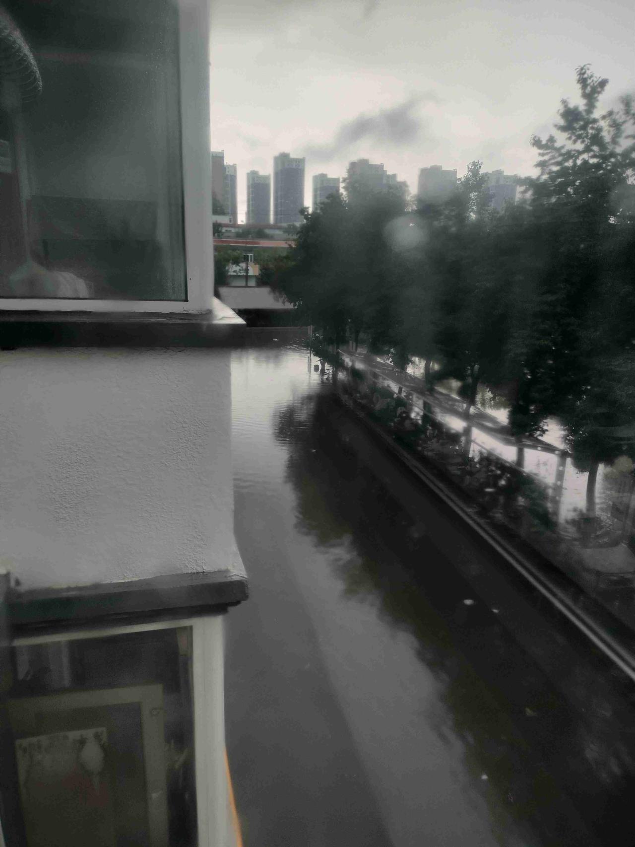 我的今日状态：😁轻松愉快
我这里的天气：🌤️多云