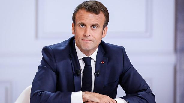 法国总统马克龙，对着全世界的镜头，一句话把特朗普的脸给打肿了：“靠军事轰炸解决伊