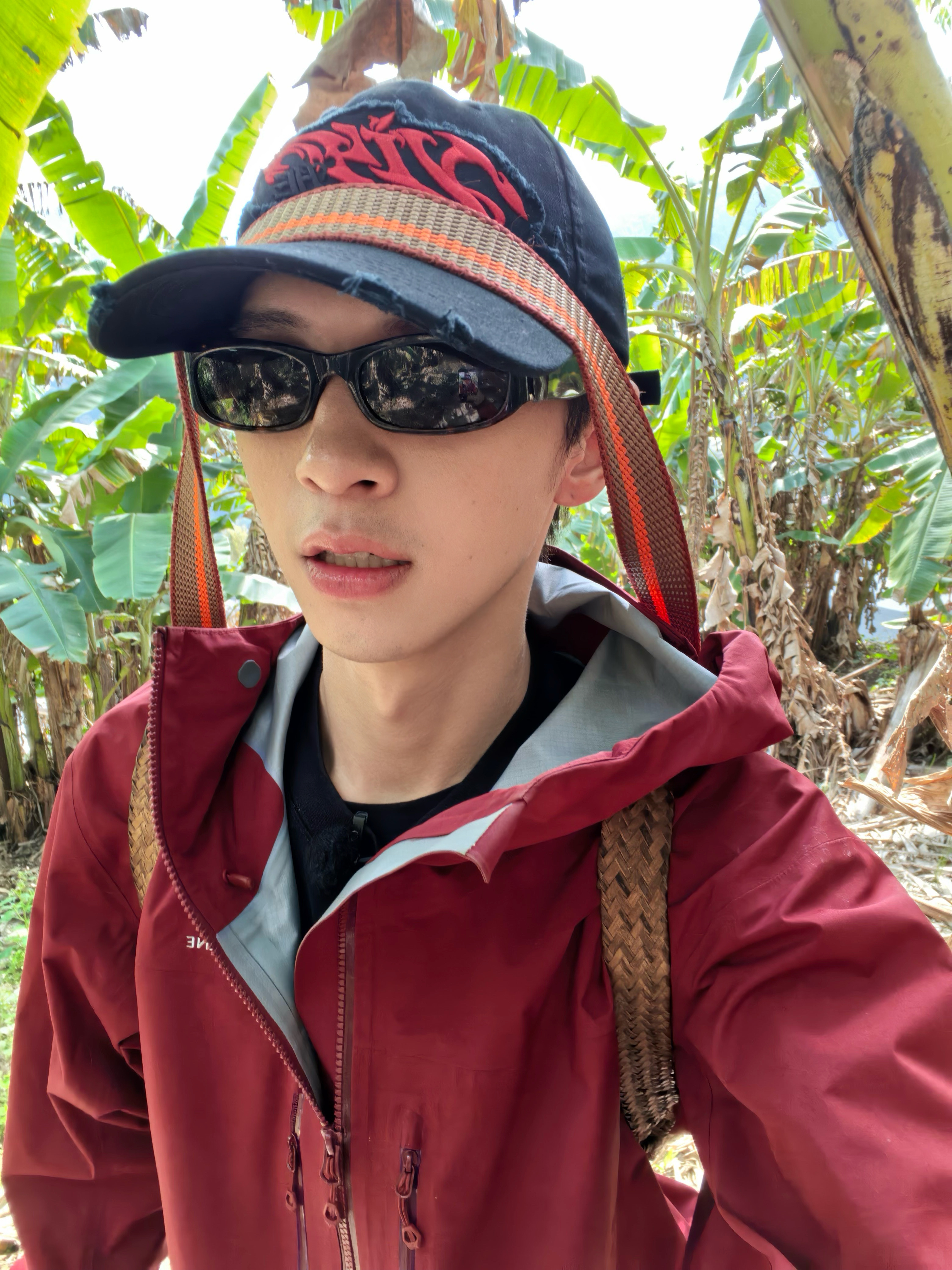 何浩楠新歌晚安 🌱何浩楠大红特红 喜欢在深夜之后 淡淡的想你  想到世上有你这