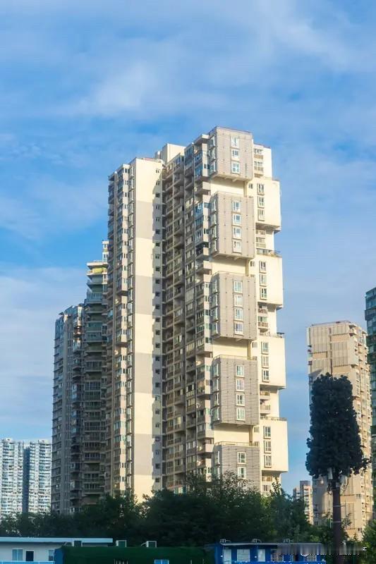 【别再被带节奏了！成都楼市根本没有“小阳春”！】

“再不买就买不起了！”“小阳