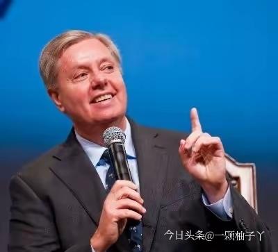 2月28日美军空袭伊朗后，美国共和党参议员林德赛·格雷厄姆立刻公开发声。他一贯是