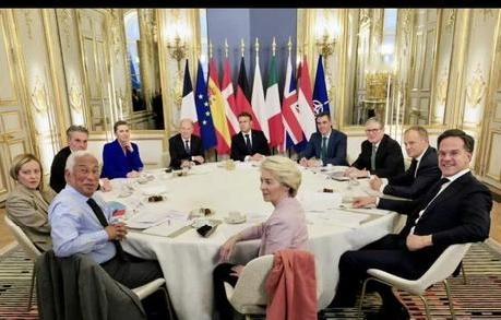 自从第二次世界大战结束以后，美国就以苏联威胁为借口，一直赖在欧洲，苏联解体后，势