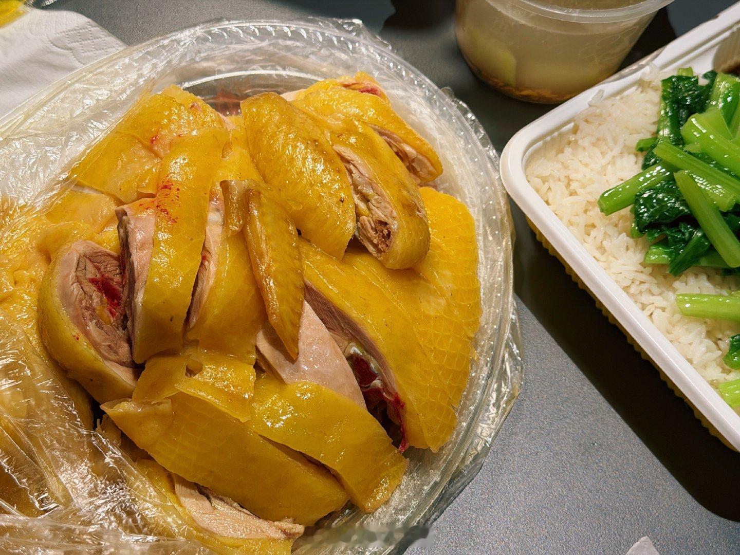 落地了先来只安铺鸡[好喜欢]  ​​​
