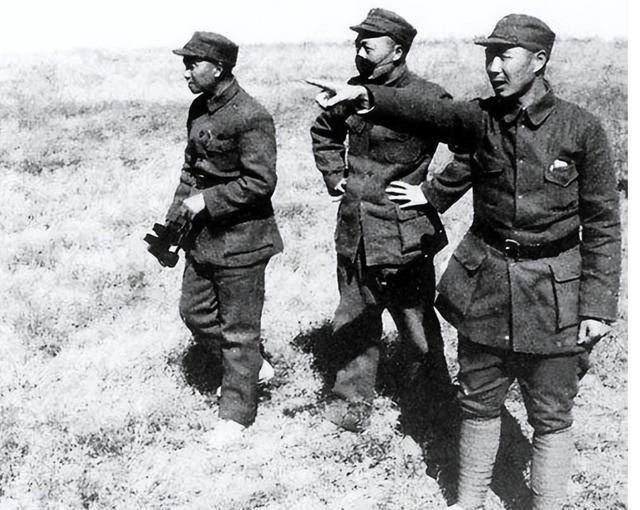 1943年，八路军电台队长刘长生向组织申请结婚，被拒后，他竟带着密码本投敌，司令