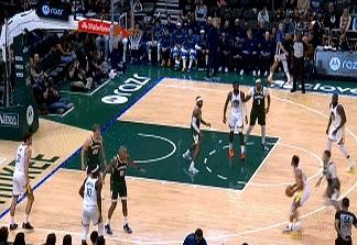 全世界都知道要防库里的三分。
雄鹿队，战术板上估计第一条就是这个，加粗，划红线。