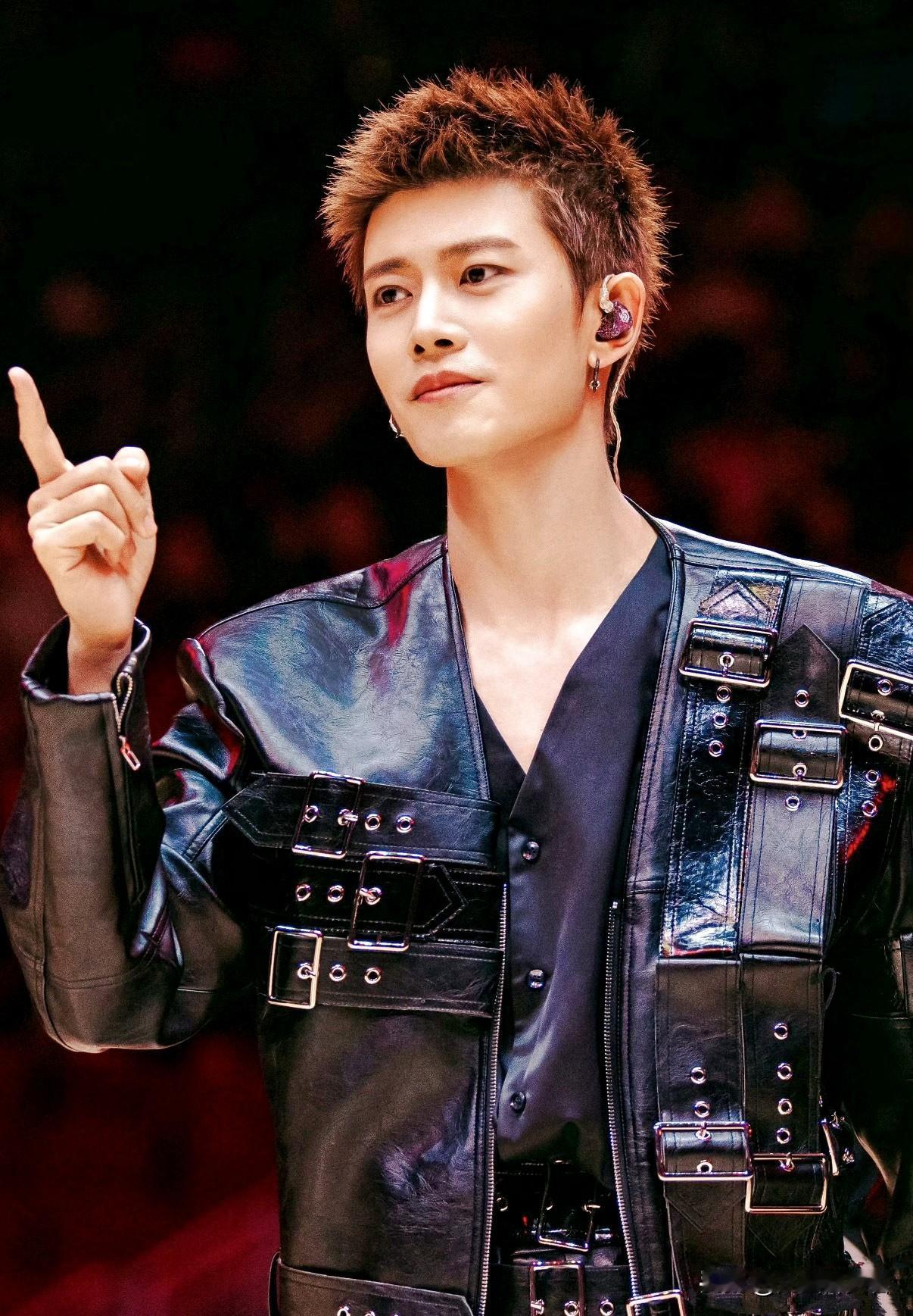 任嘉伦马年新春寄语🧨🧨🧨
直接说到我心坎里去了[比心][比心][比心]
今