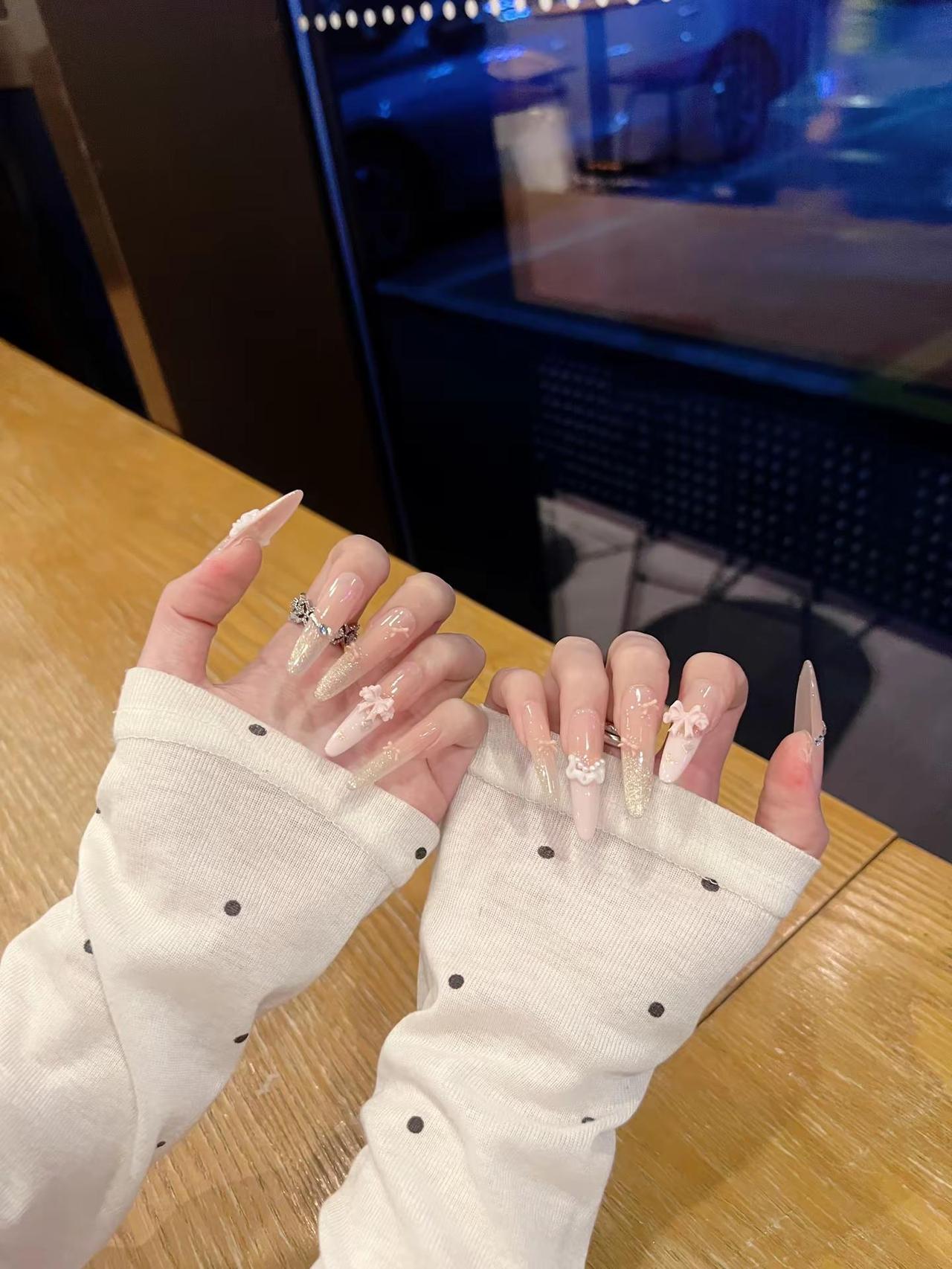 ✩°｡🧸 粉缎甜心 ⋆.🎀𖦹 ₊˚。秋冬显白美甲 甜妹美甲 少女心 温柔美