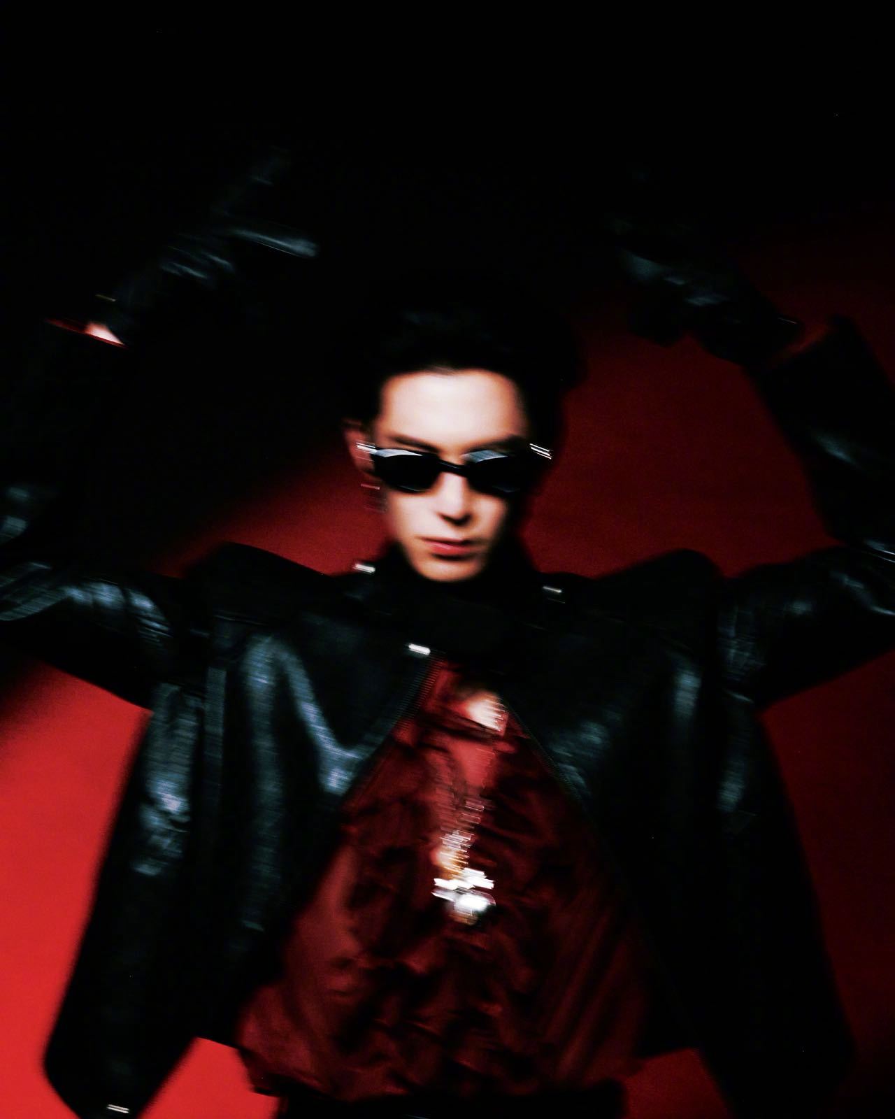 终于等到王鹤棣谢娜斗舞对舞台的尊重和投入在每一个细节里都能看到！演唱《Prett