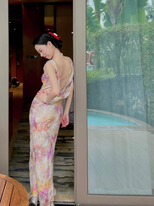 情人节的美丽女人🌸浅春系