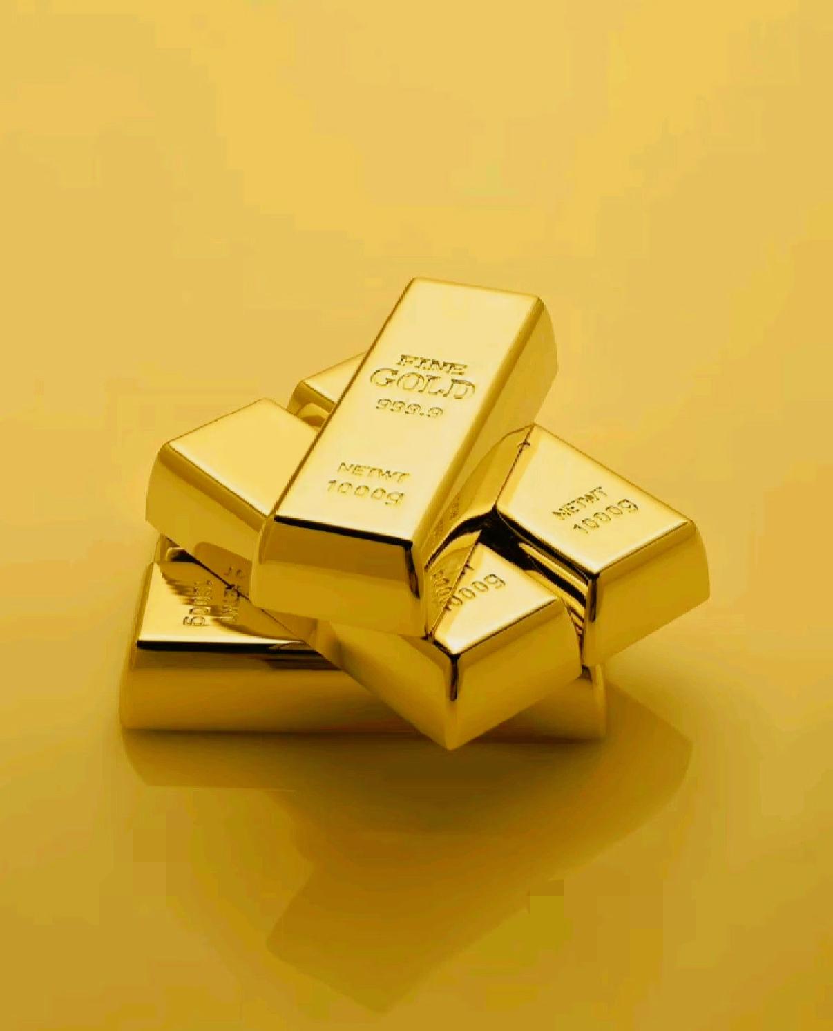 买黄金别再瞎选了！很多人都分不清这些大牌到底啥背景，其实一眼就能捋明白。

1、