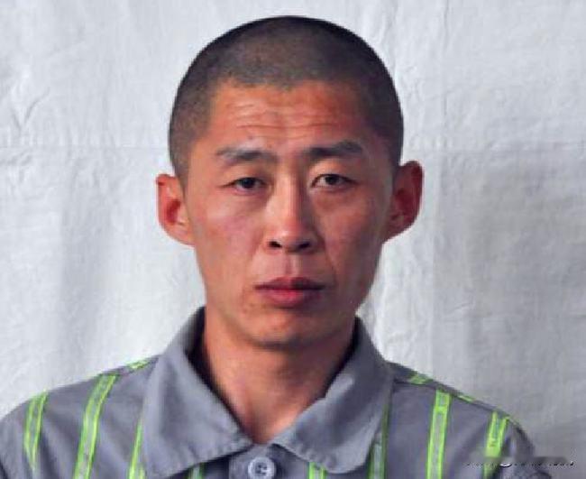 2021年，朝鲜特种兵朱贤健从吉林监狱中成功越狱，只见他从6米高的围墙上一跃而下
