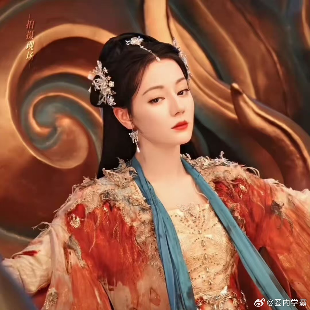 内娱线下已经卷成压缩包式的了吗 OFFLINE一次性聚齐五大IP，粉丝如愿见到马