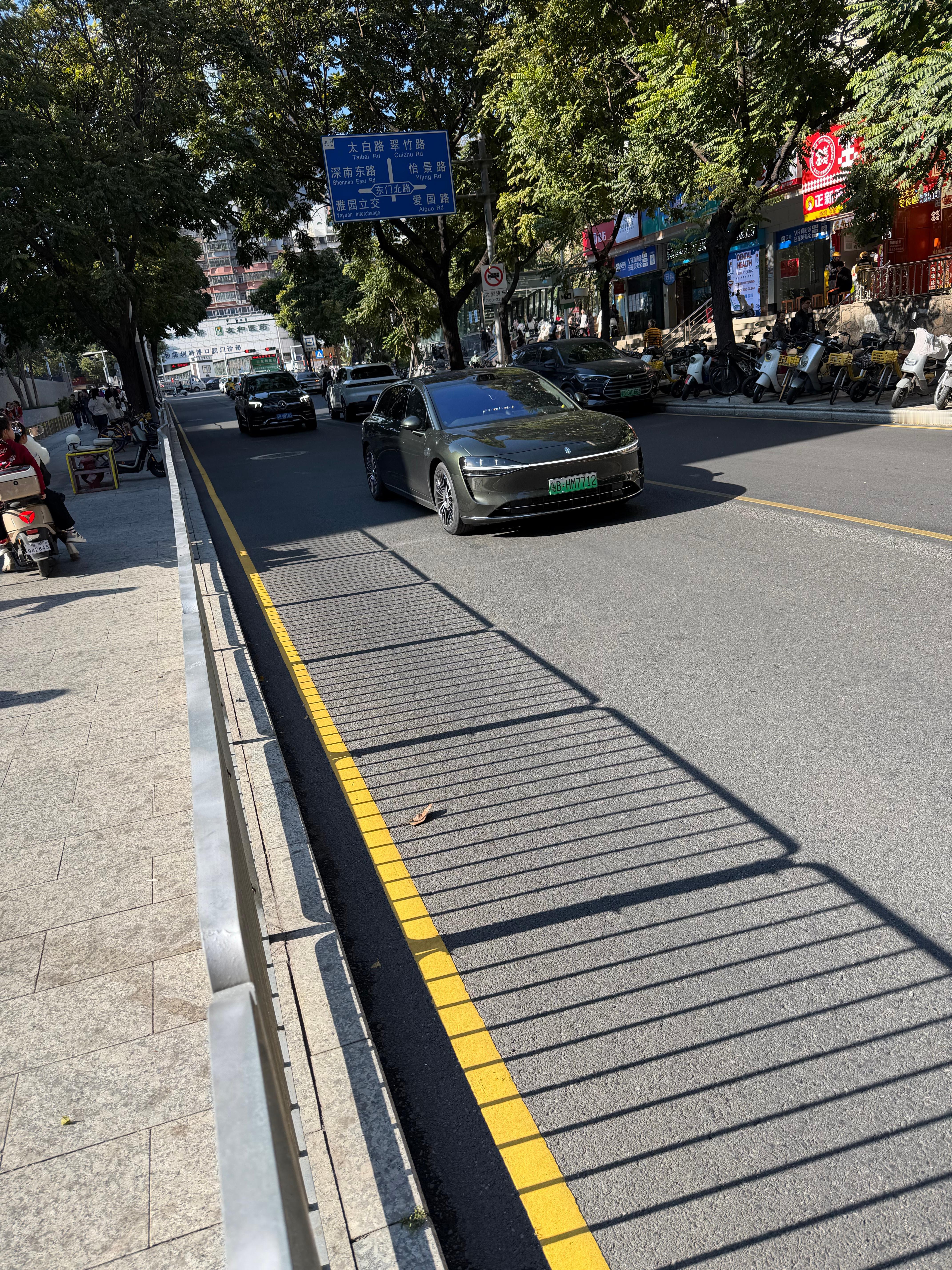 该说不说，享界S9T依然是目前新能源板块卖的最好的旅行车 深圳·翠竹外国语实验学