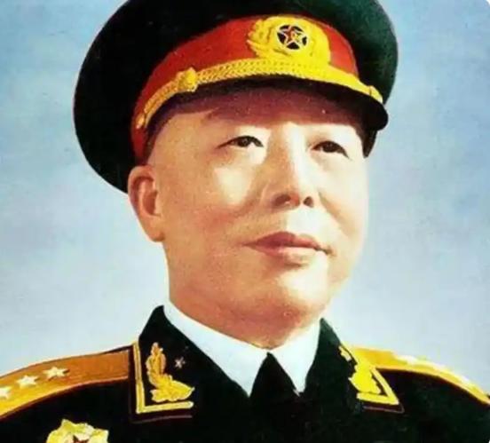 1972年，开国上将宋时轮迎娶了32岁的郑晓存，而郑晓存并非外人，正是他已故妻子