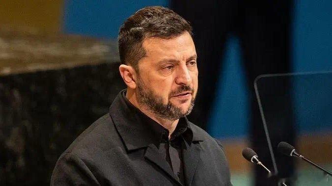 凤凰新闻【冬季攻势越打越猛，泽连斯基坦言难达成协议，中方援助已承诺到位】据央视新