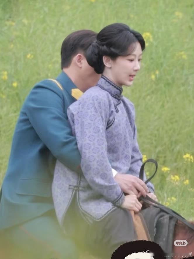 杨紫、欧豪同框路透，男女主曾经还是爱过的 