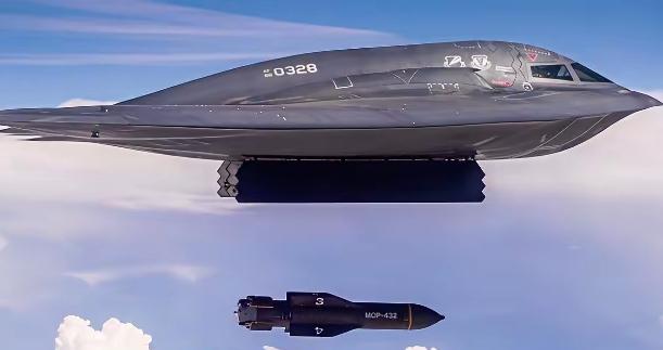 特朗普表示，如果伊朗希望通过谈判结束两国之间的战事，可以主动联系美国。希望伊朗聪