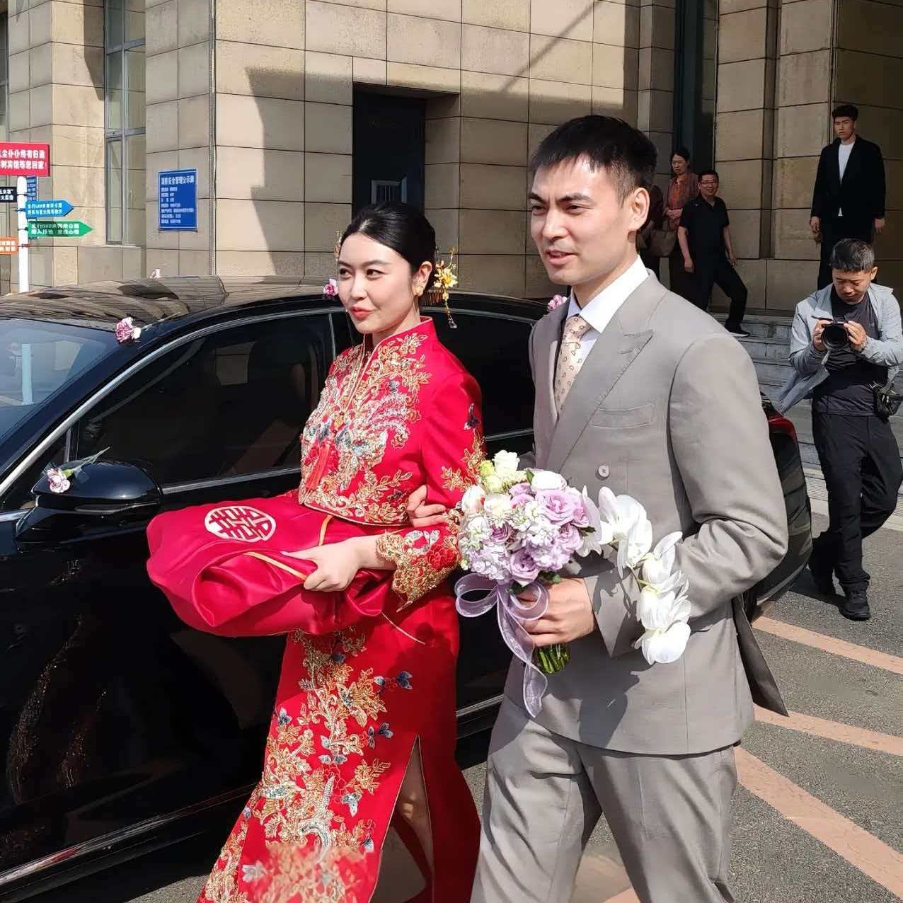 山西男篮球员贾明儒结婚啦！恭喜恭喜！山西男篮