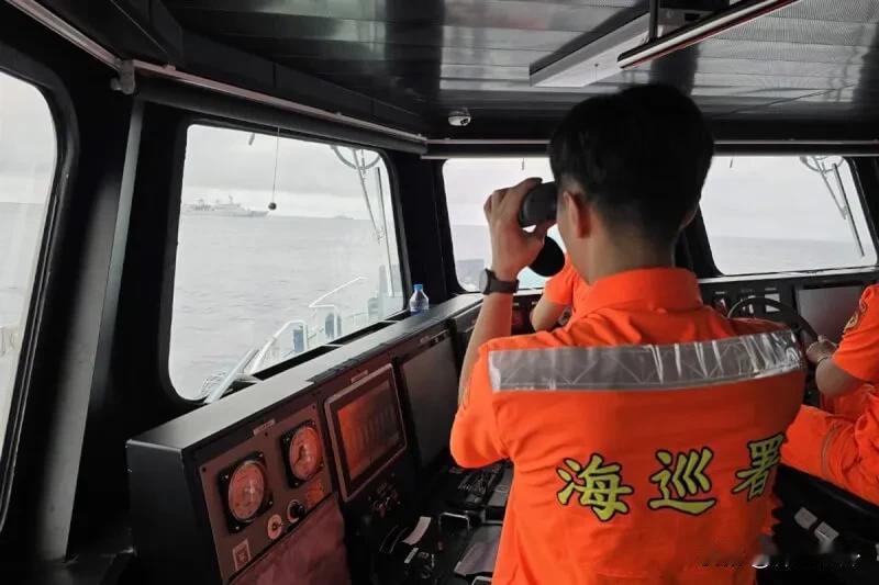 台湾海军海巡开撕，重新分工！
由于台湾临近水域被轻易突破，引发了台湾海巡和海军的