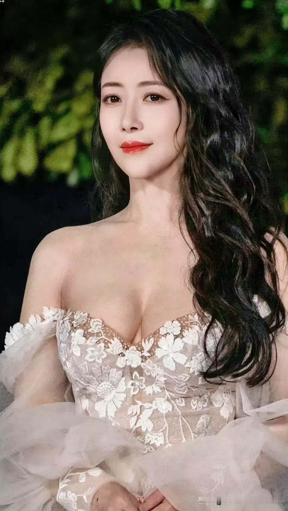 陈紫函变化挺大的哈！