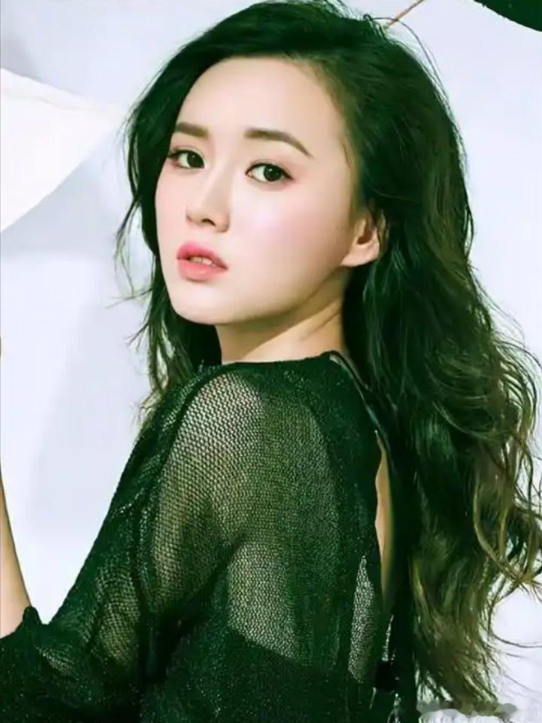 陈翔江铠同合作剧陈翔江铠同早年拍过同一部剧 二人主演民国探险剧《天枢之契约行者》