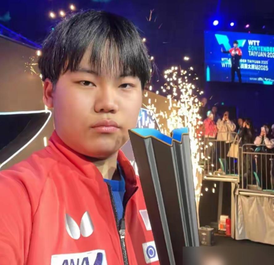 昨天还是爆冷英雄，今天就被19岁日本天才22分钟打回家。澳洲乒坛黑马的脸，瞬间就