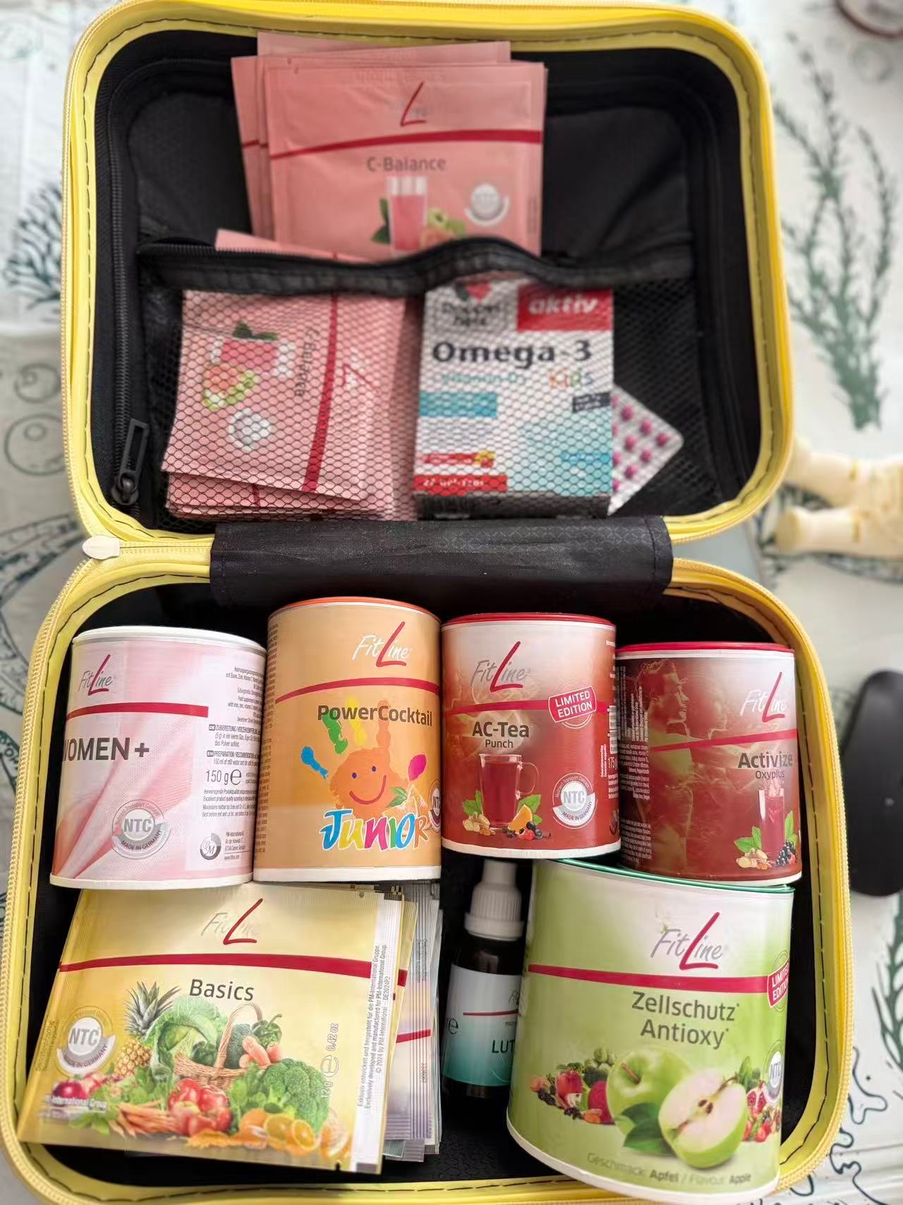 啥都可以忘记不带，唯独我的PM不可以不带哈哈哈哈满满一小箱哈哈哈哈，这个箱子还是