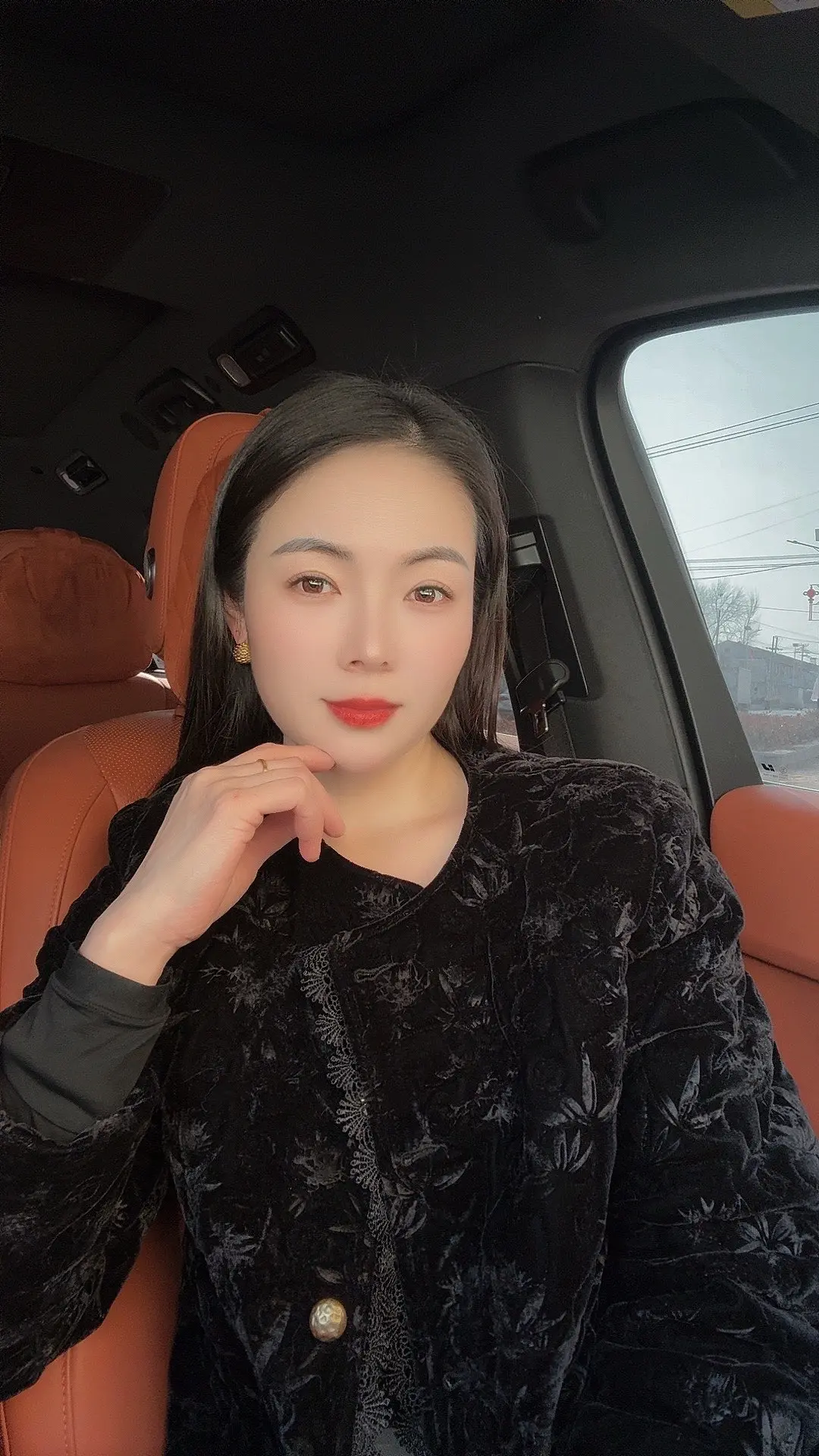 成年人的世界，只筛选，不教育，只选择，不改变，每个人的一生都在为自己的...