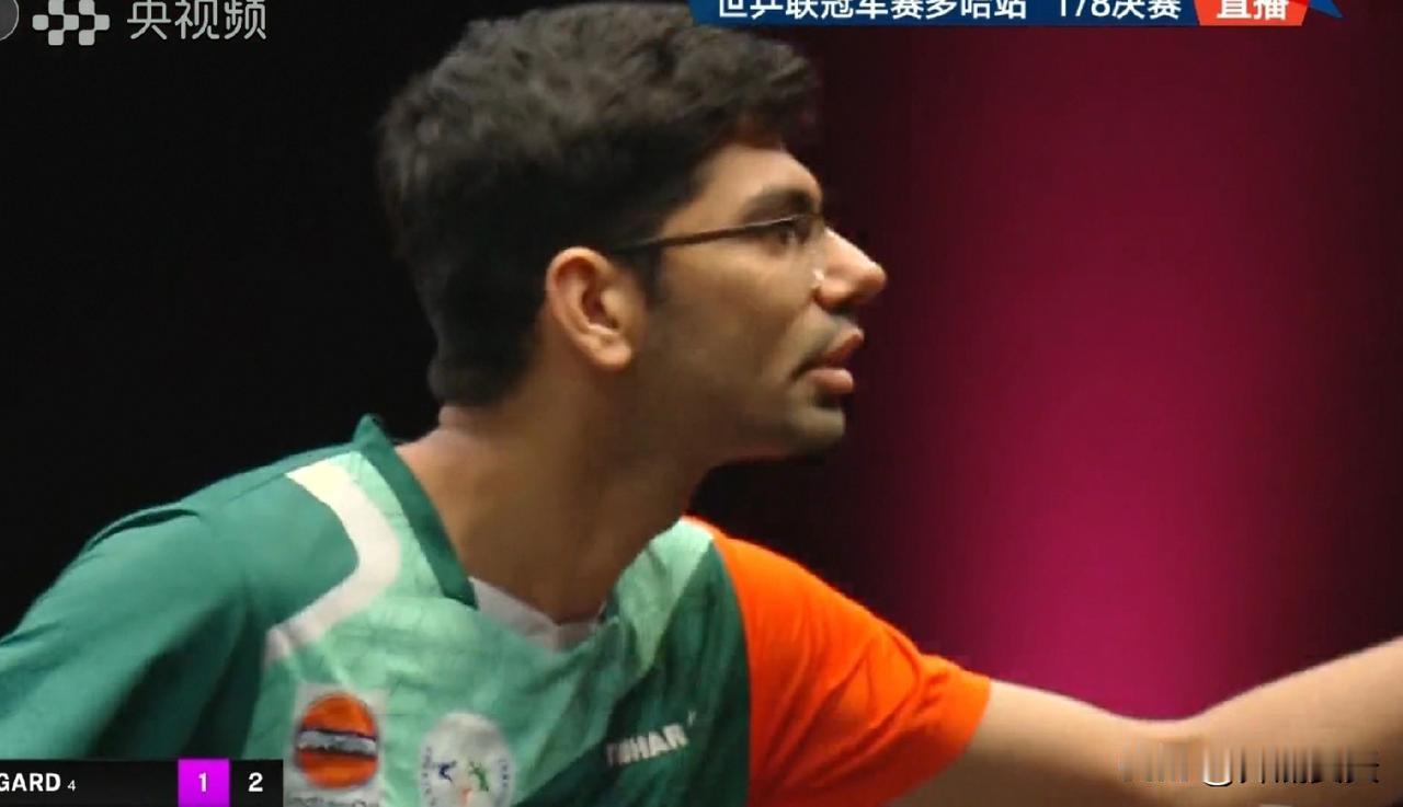 莫雷加德今天遭遇蜘蛛侠。谁是蜘蛛侠，印度的塔卡。
特别像一个蜘蛛侠。细胳膊细腿，