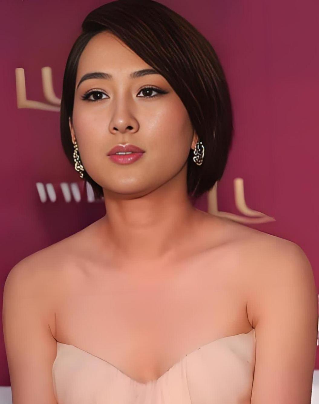 岁月从不败美人，马苏微胖之美自是别有一番韵味。

风情万种马苏，才是人间富贵花，