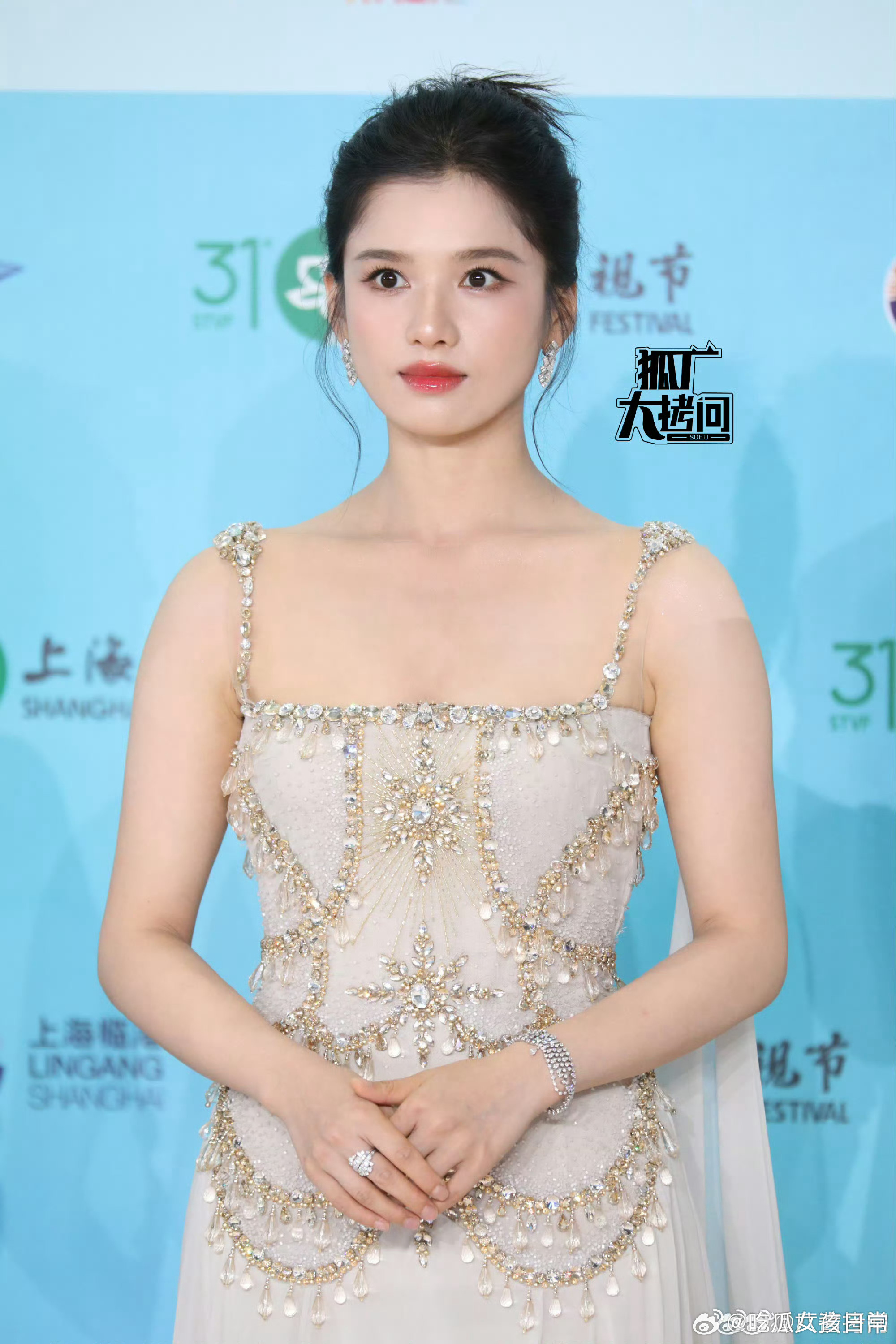 白玉兰女星红毯生图：杨幂、杨紫、关晓彤、张婧仪、王玉雯、毛晓彤，来康康～白玉兰红