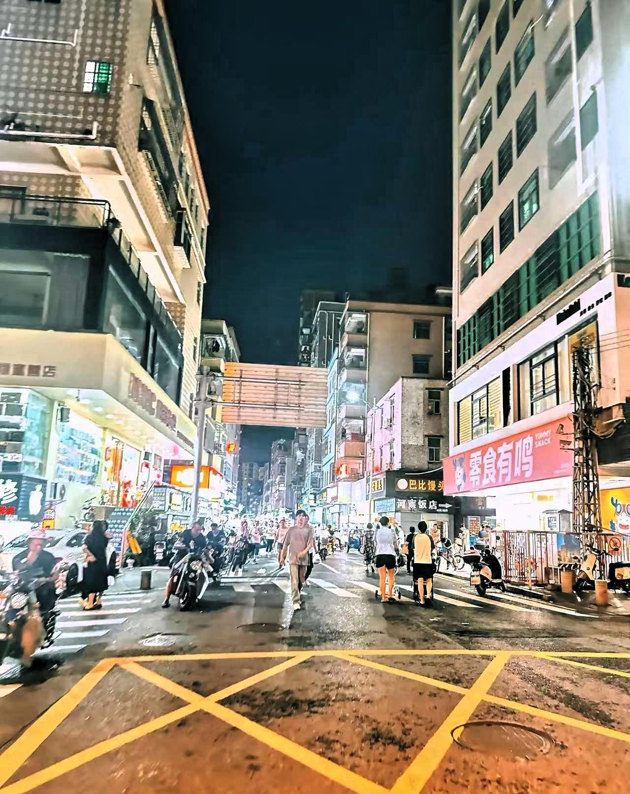 湖北，一男子和女友同居10年，俩人和女友的母亲住在一起，女友是独生女，可没想到，