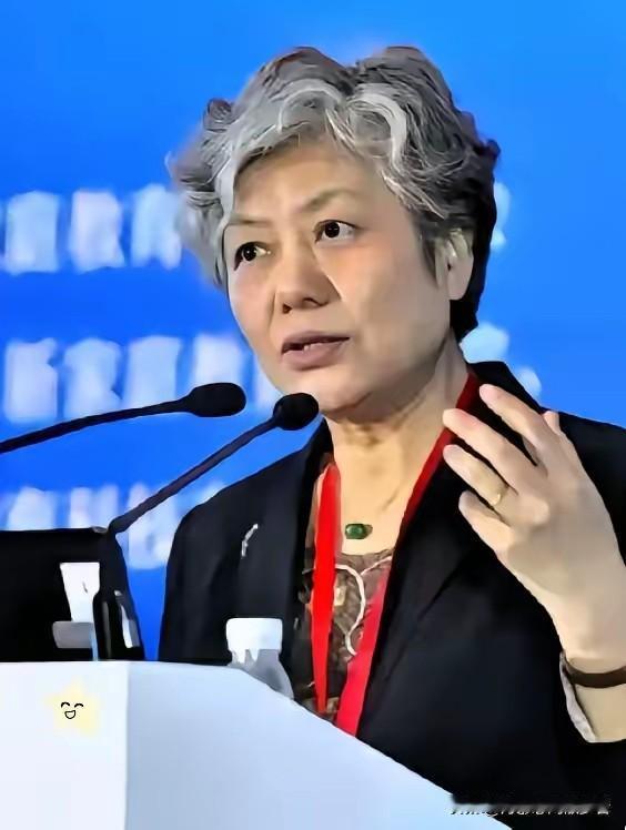 “不能判刑，那就高额罚款！”中国人民公安大学李玫瑾教授建议，凡是扶了老人被要求天