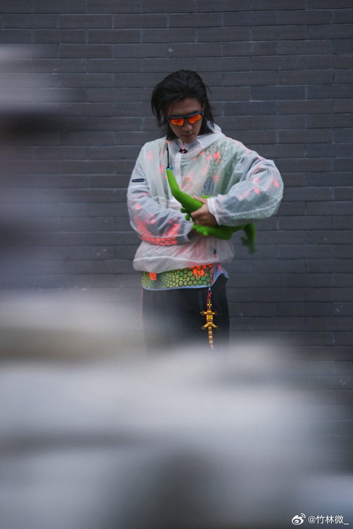 此沙体力此沙这体力属实有点东西，运动细胞发达，活力拉满。往户外一待，那种阳光有劲