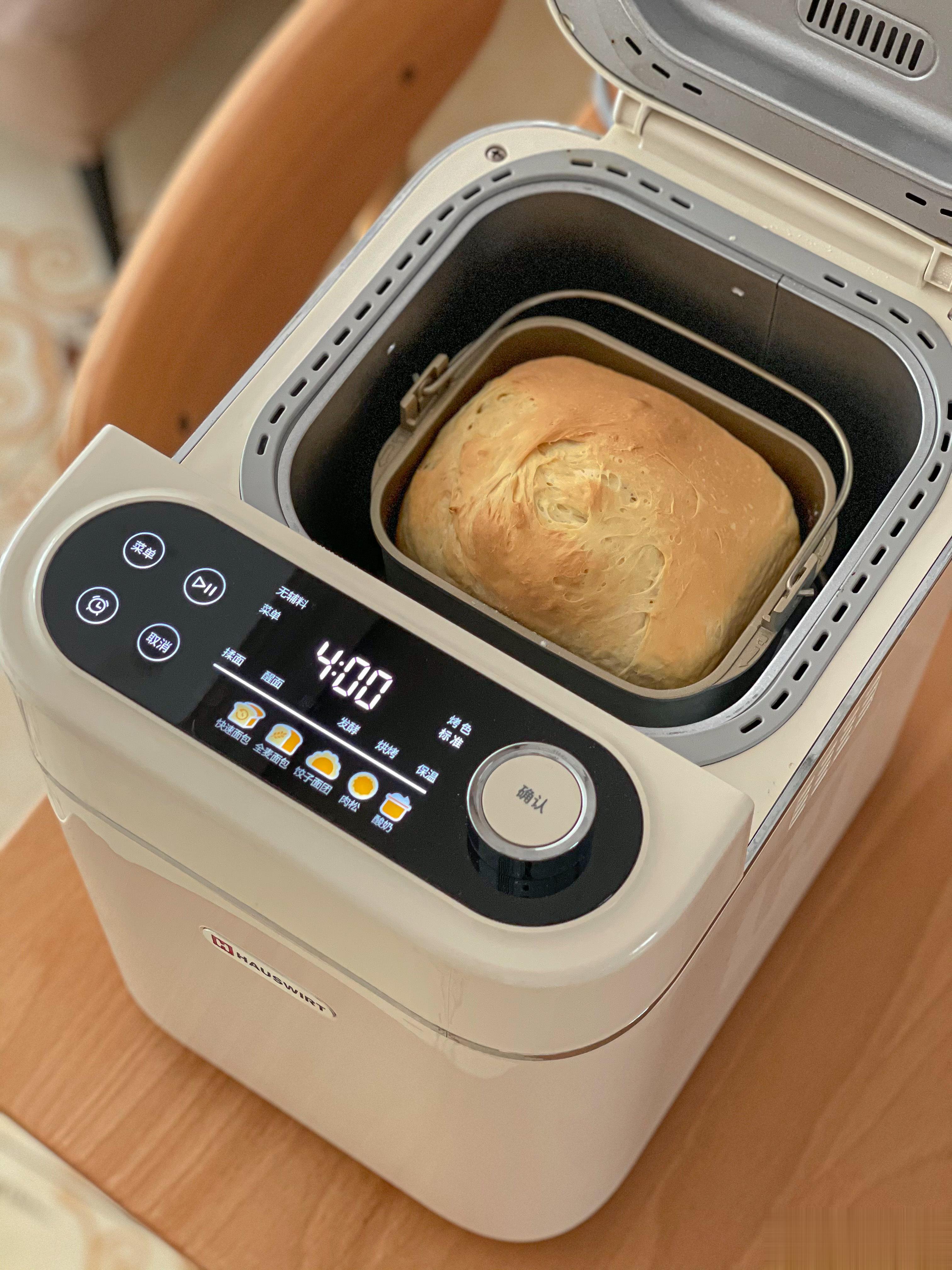 椰奶吐司出炉👏👏👏低脂低糖[送花花]，晾凉中……老规矩，深夜写方子，明天给