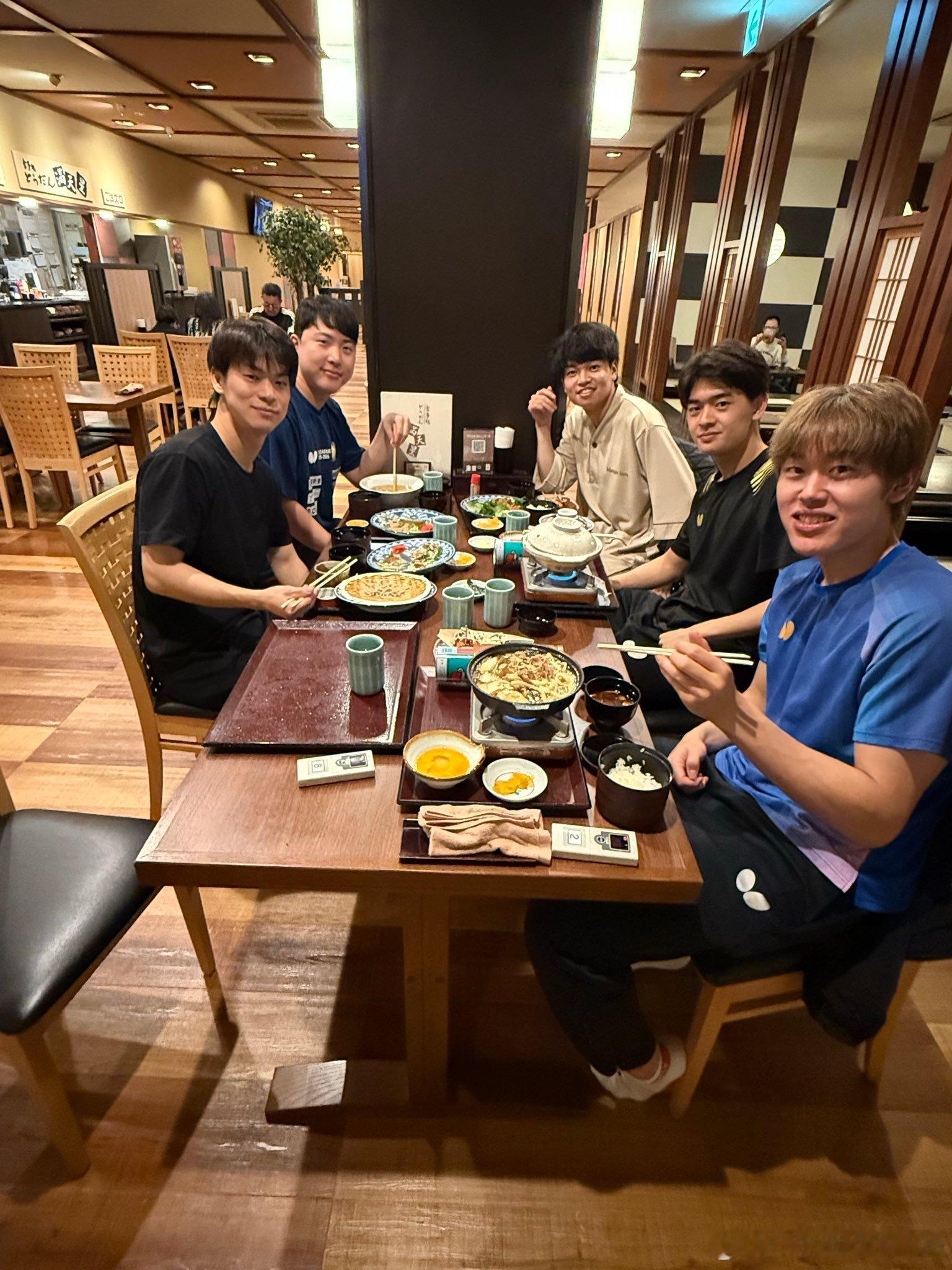 金沢俱乐部今晚聚餐 明天将对阵木下东京 