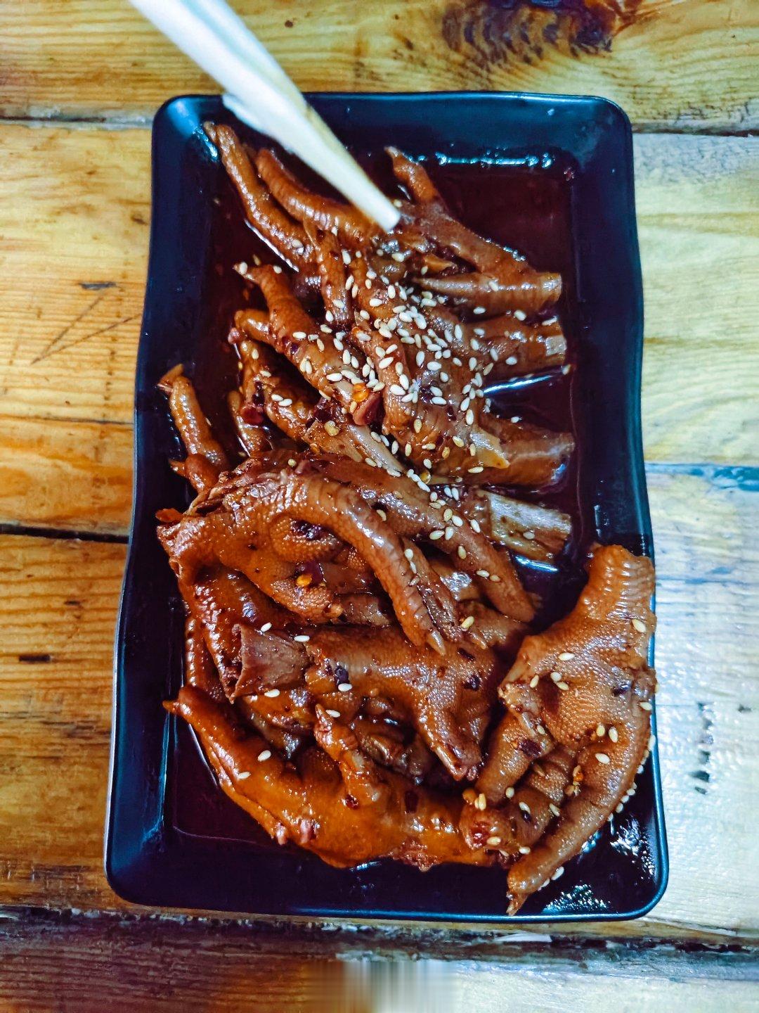 吃一点再睡[哈哈][哈哈][哈哈] ​​​