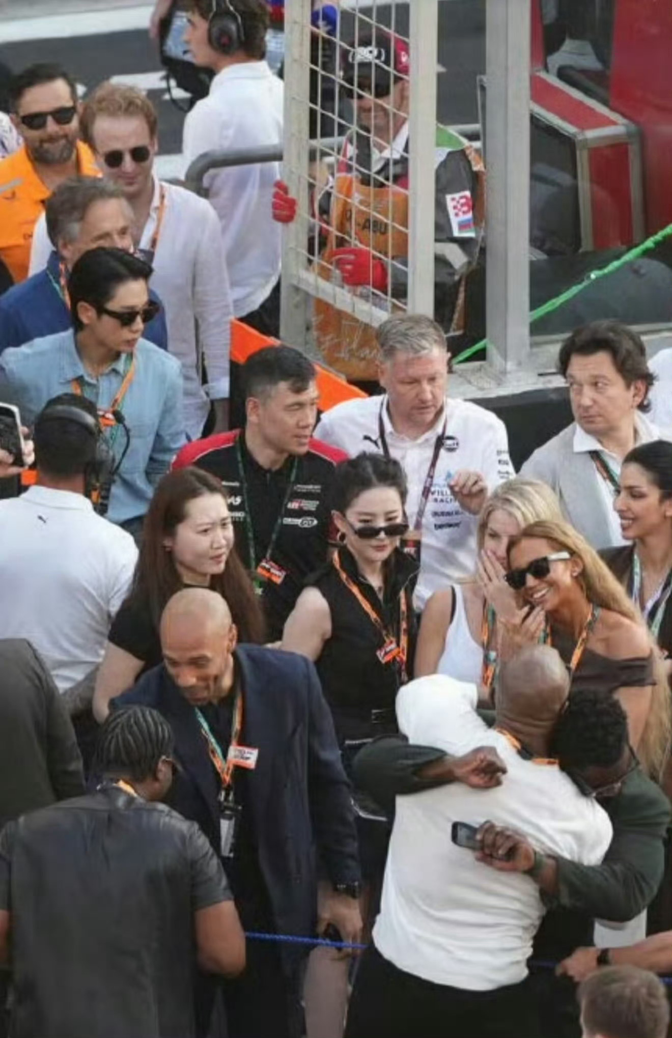 又高 又瘦 又白 优雅气质 女王气场巨星刘亦菲